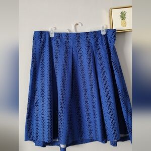 Lane Bryant skirt  Color Blue Size 24 Style A Line Zipper Midi New With out tag
